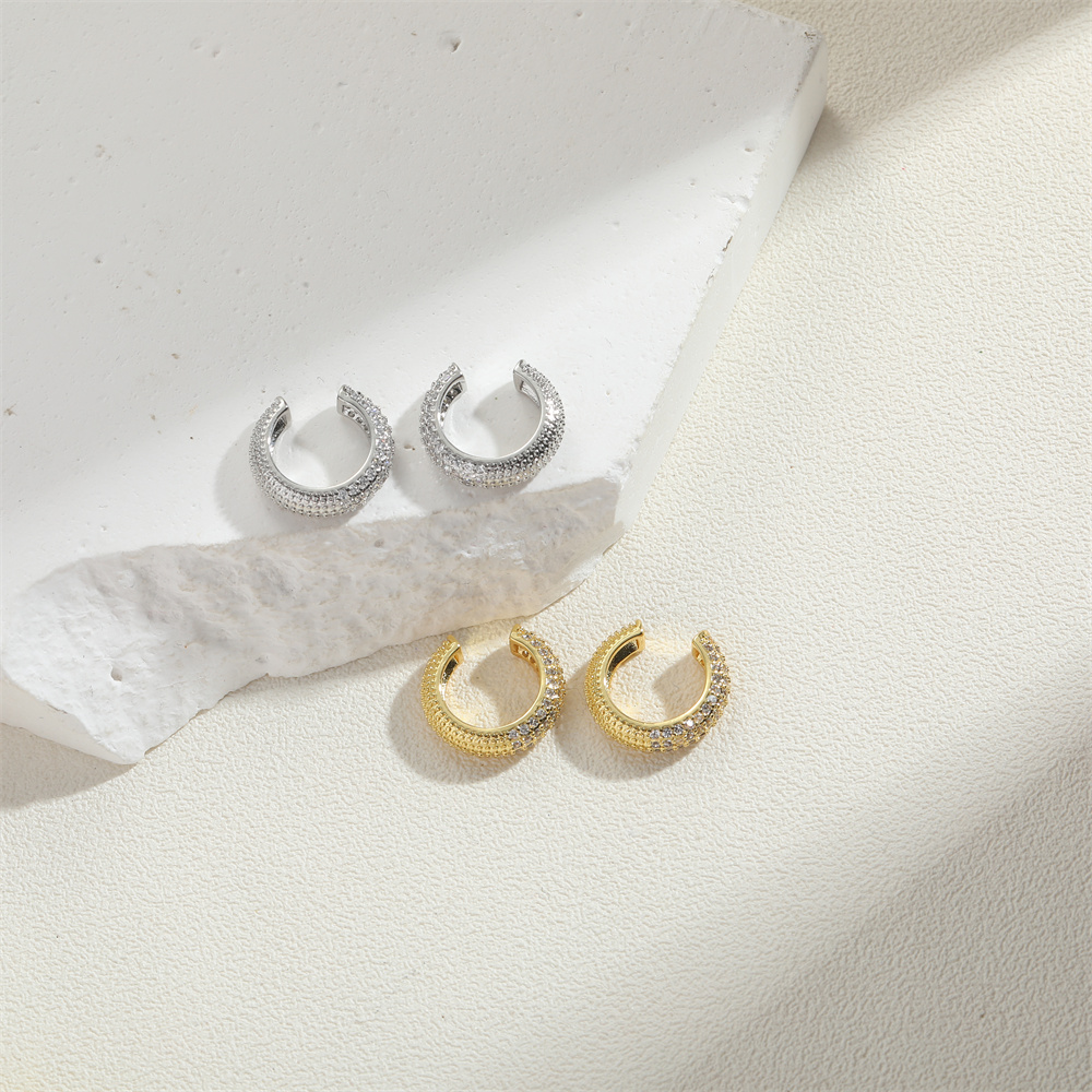 1 Pair Simple Style Geometric Inlay Copper Zircon 14K Gold Plated Ear Studs display picture 9