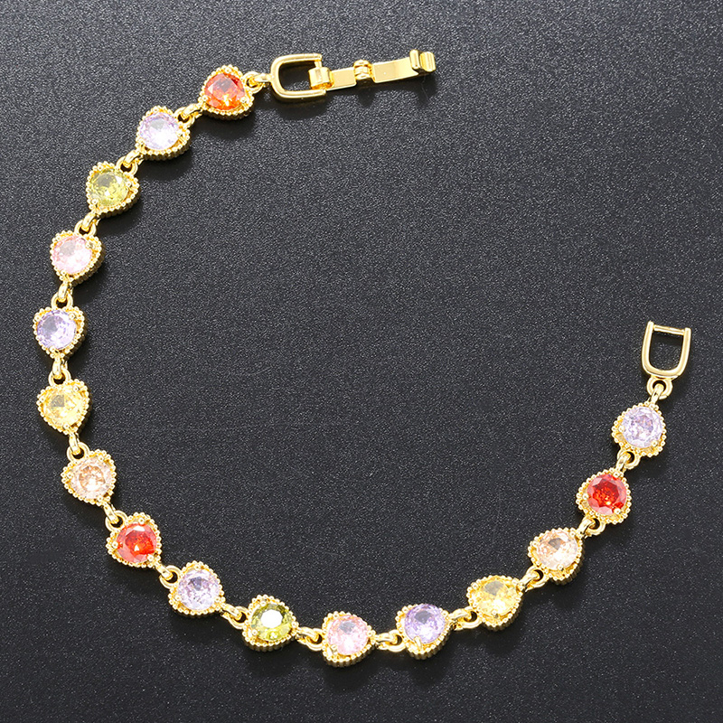 Wholesale Sweet Shiny Heart Shape Copper Inlay 18K Gold Plated Zircon Bracelets display picture 6