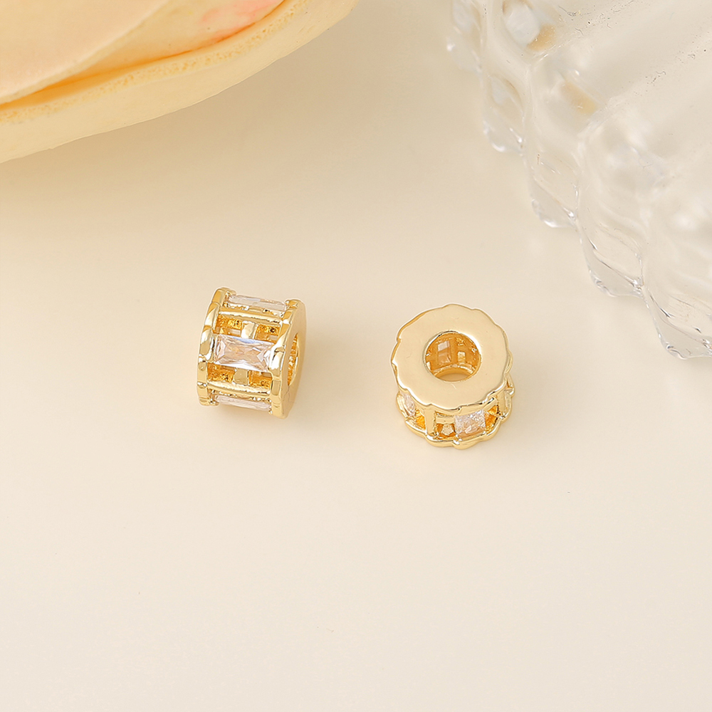 1 Piece 8 * 6mm 3.5mm Copper Zircon 18K Gold Plated Round Polished Beads Spacer Bars display picture 4