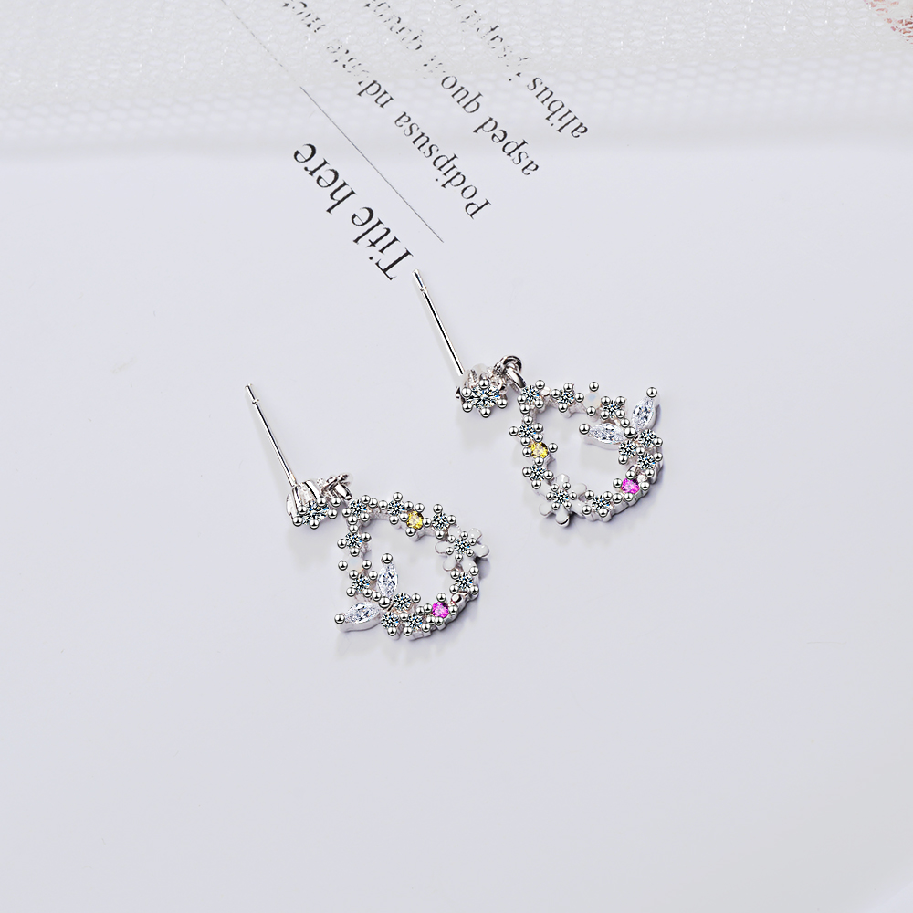 1 Pair Fairy Style Elegant Lady Water Droplets Flower Inlay Copper Zircon Drop Earrings display picture 2