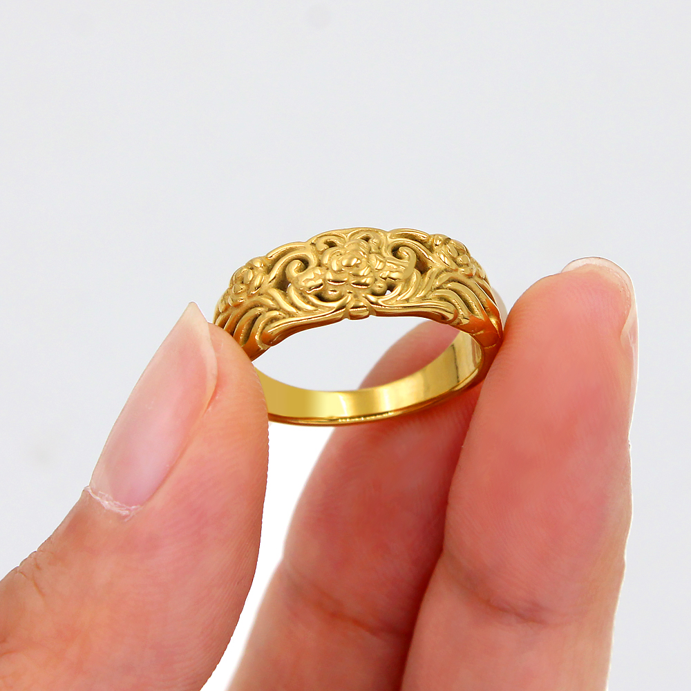 304 Stainless Steel 18K Gold Plated Simple Style Classic Style Geometric Rings display picture 3