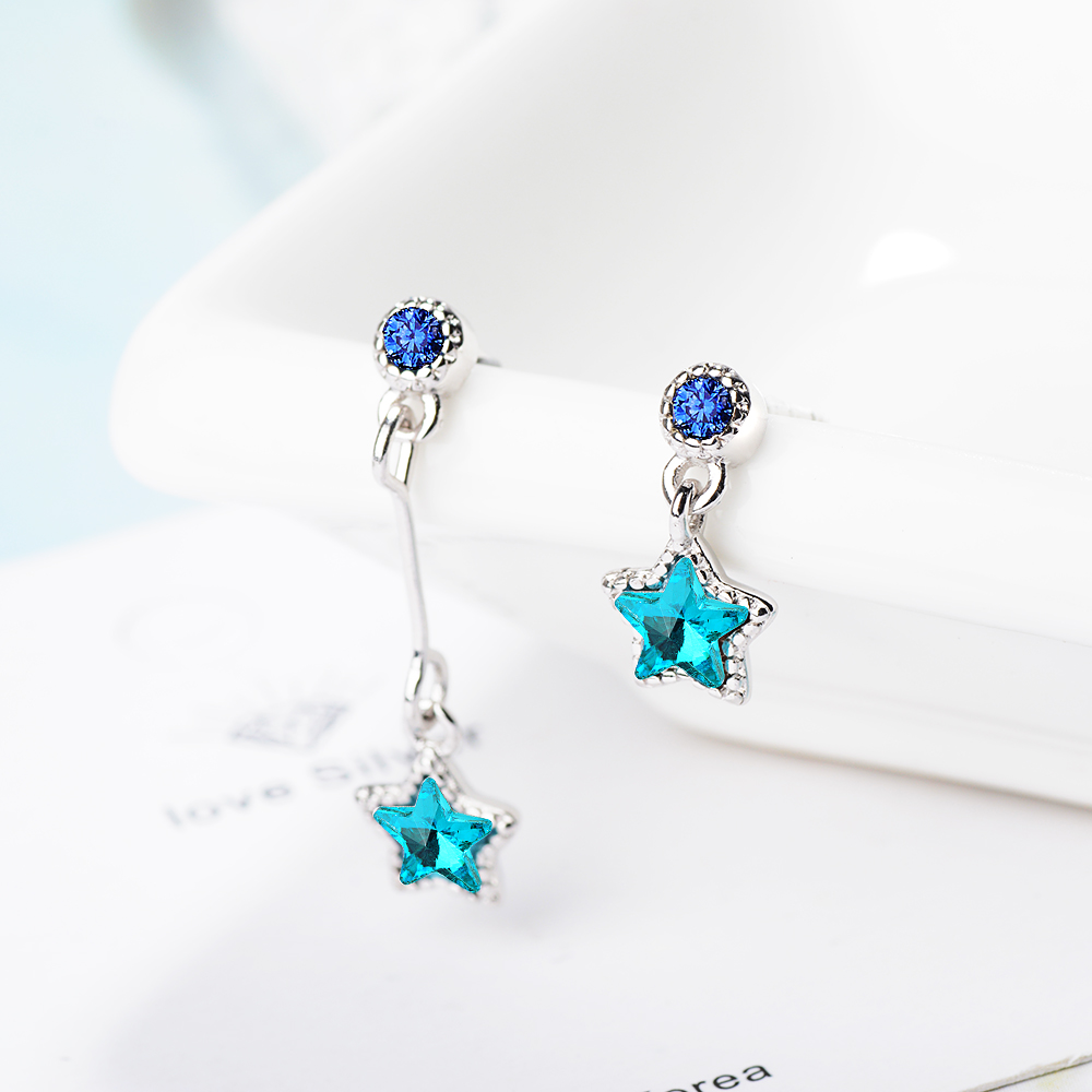 1 Paire Dame Star Incruster Le Cuivre Cristal Artificiel Zircon Boucles D'oreilles display picture 3