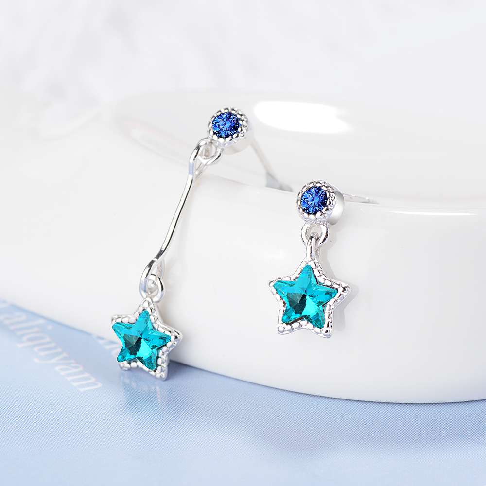 1 Paire Dame Star Incruster Le Cuivre Cristal Artificiel Zircon Boucles D'oreilles display picture 4