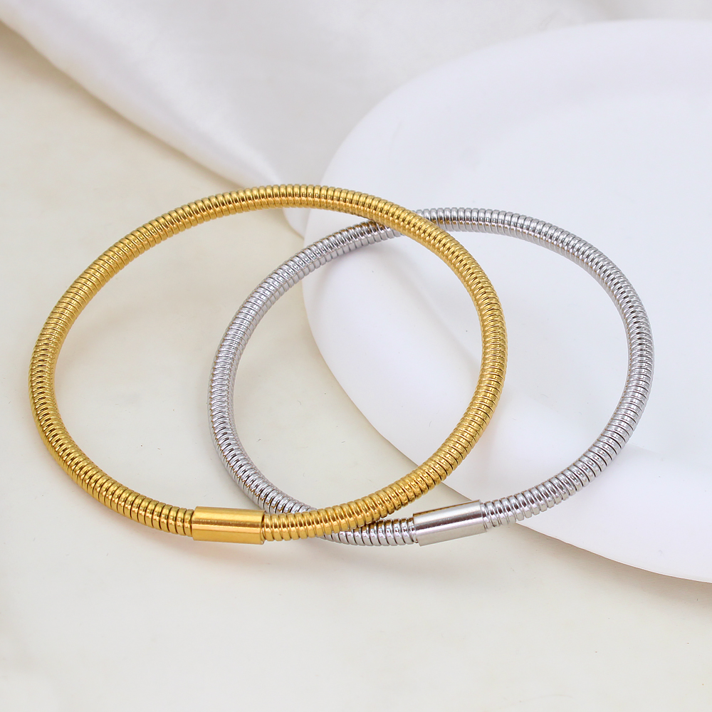 Simple Style Geometric 304 Stainless Steel 18K Gold Plated Bangle In Bulk display picture 13