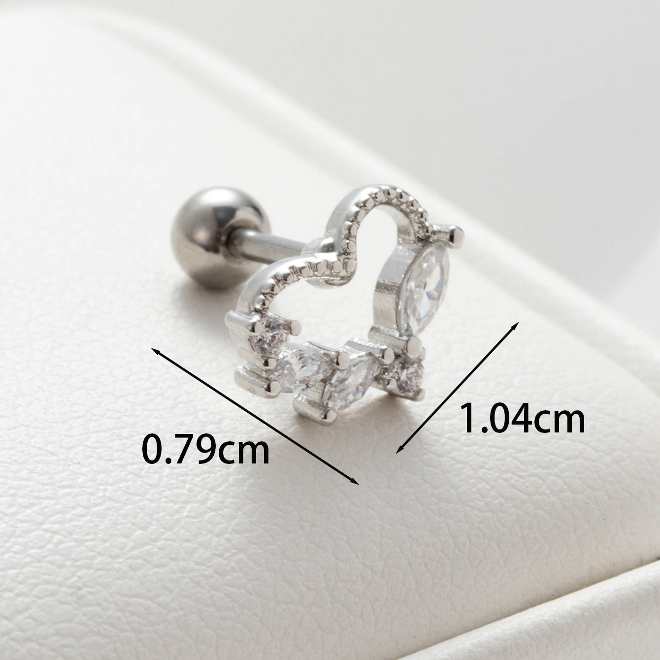 1 Piece Casual Simple Style Heart Shape Flower Inlay Copper Zircon Earrings display picture 1