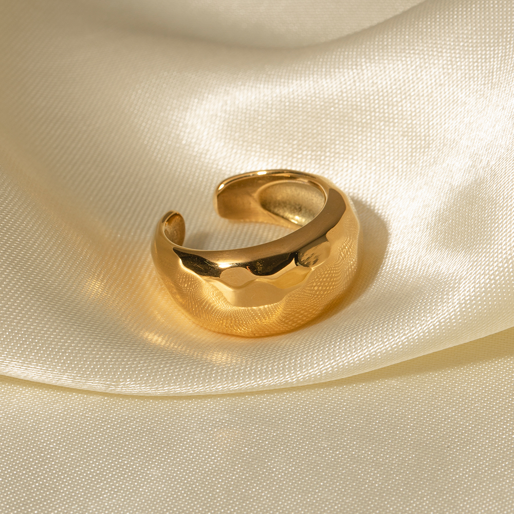 Edelstahl 304 18 Karat Vergoldet Einfacher Stil Klassischer Stil Überzug Einfarbig Ringe display picture 4