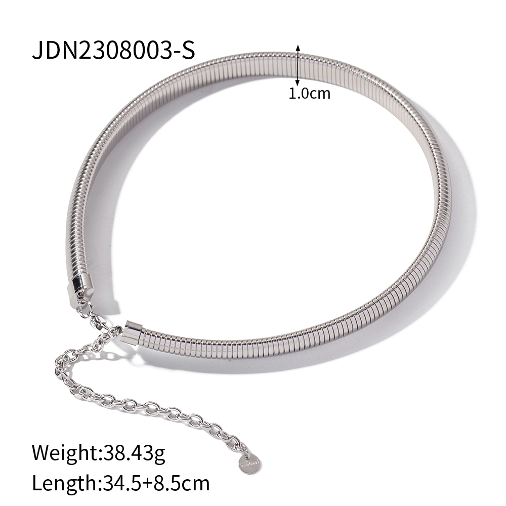 304 Stainless Steel Simple Style Classic Style Chain Solid Color Necklace display picture 1
