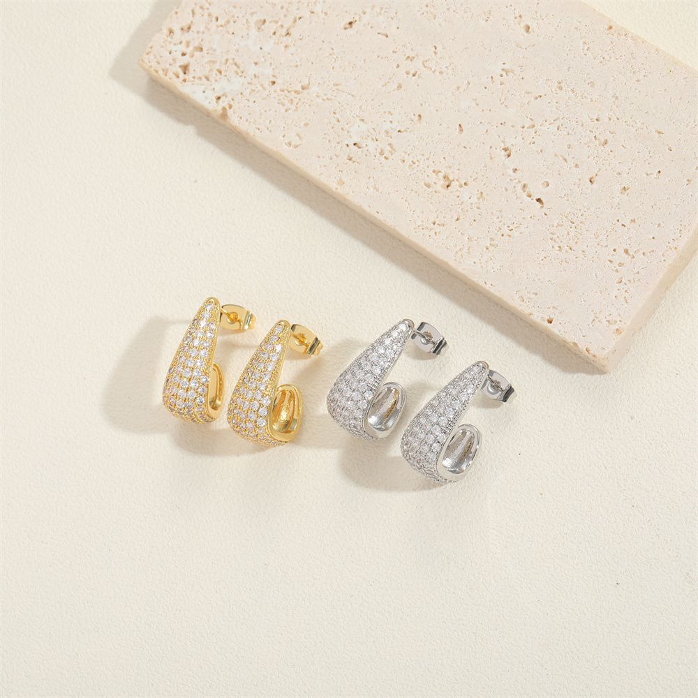 1 Paire Style Simple Forme De Cœur Incruster Le Cuivre Zircon Plaqué Or 14K Boucles D'Oreilles display picture 8