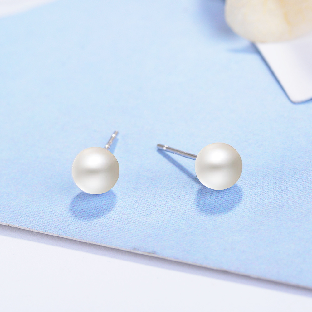 1 Pair Elegant Lady Classic Style Fish Tail Inlay Copper Artificial Pearls White Gold Plated Drop Earrings display picture 3