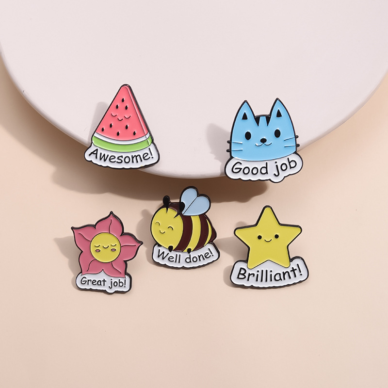 Cartoon Style Cute Sweet Star Bee Watermelon Alloy Plating Unisex Brooches display picture 7