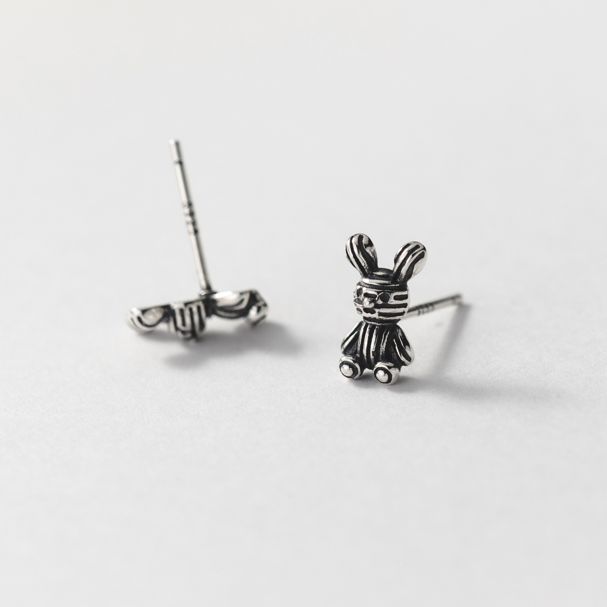 1 Pair Simple Style Classic Style Rabbit Copper Silver Plated Ear Studs display picture 5