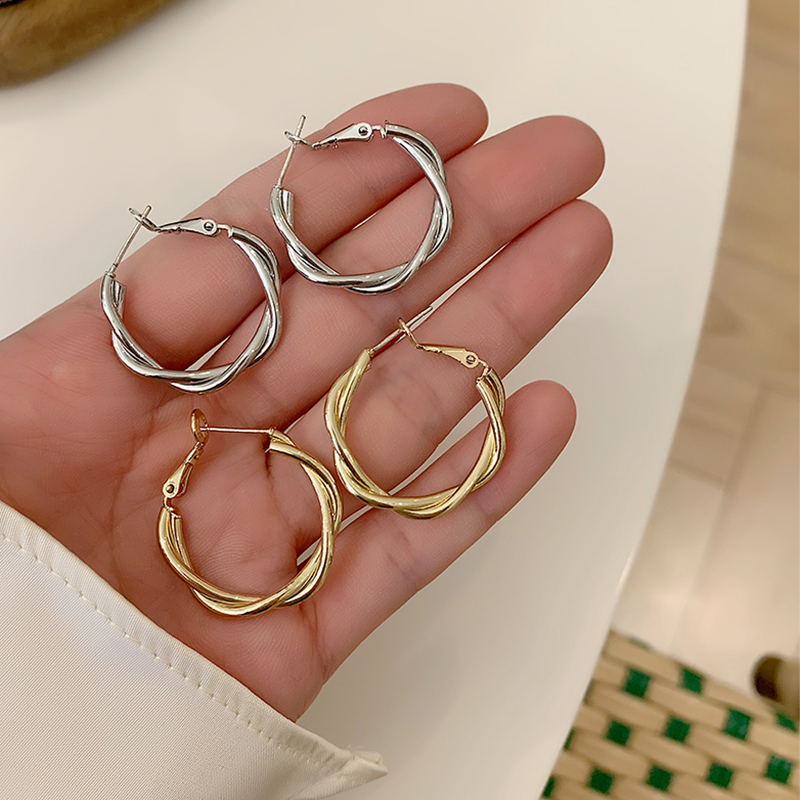 1 Pair Simple Style Solid Color Alloy White Gold Plated Gold Plated Hoop Earrings display picture 7