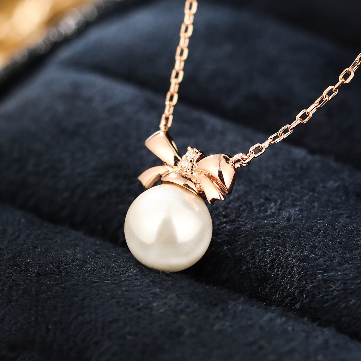 Sterling Silver Rose Gold Plated Elegant Inlay Bow Knot Pearl Pendant Necklace display picture 3