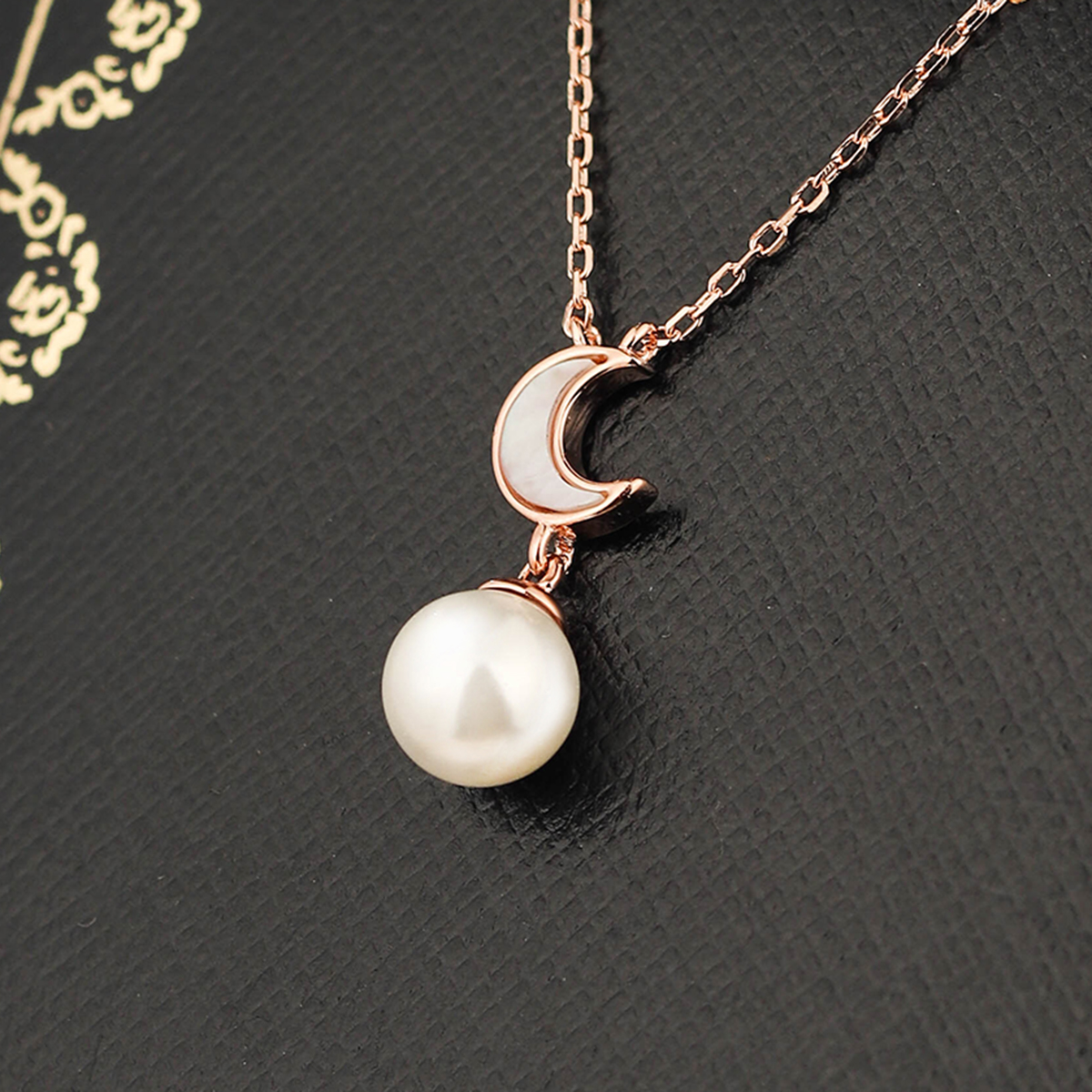 Sterling Silver Rose Gold Plated Elegant Simple Style Inlay Moon Pearl Pendant Necklace display picture 3