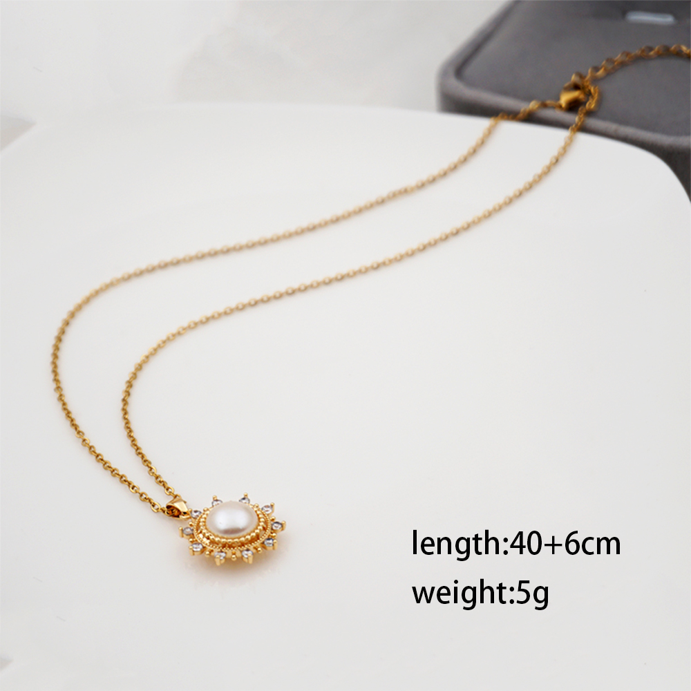 304 Stainless Steel Titanium Steel Copper Gold Plated Simple Style Handmade Inlay Sun Rhinestones Freshwater Pearl Pendant Necklace display picture 4