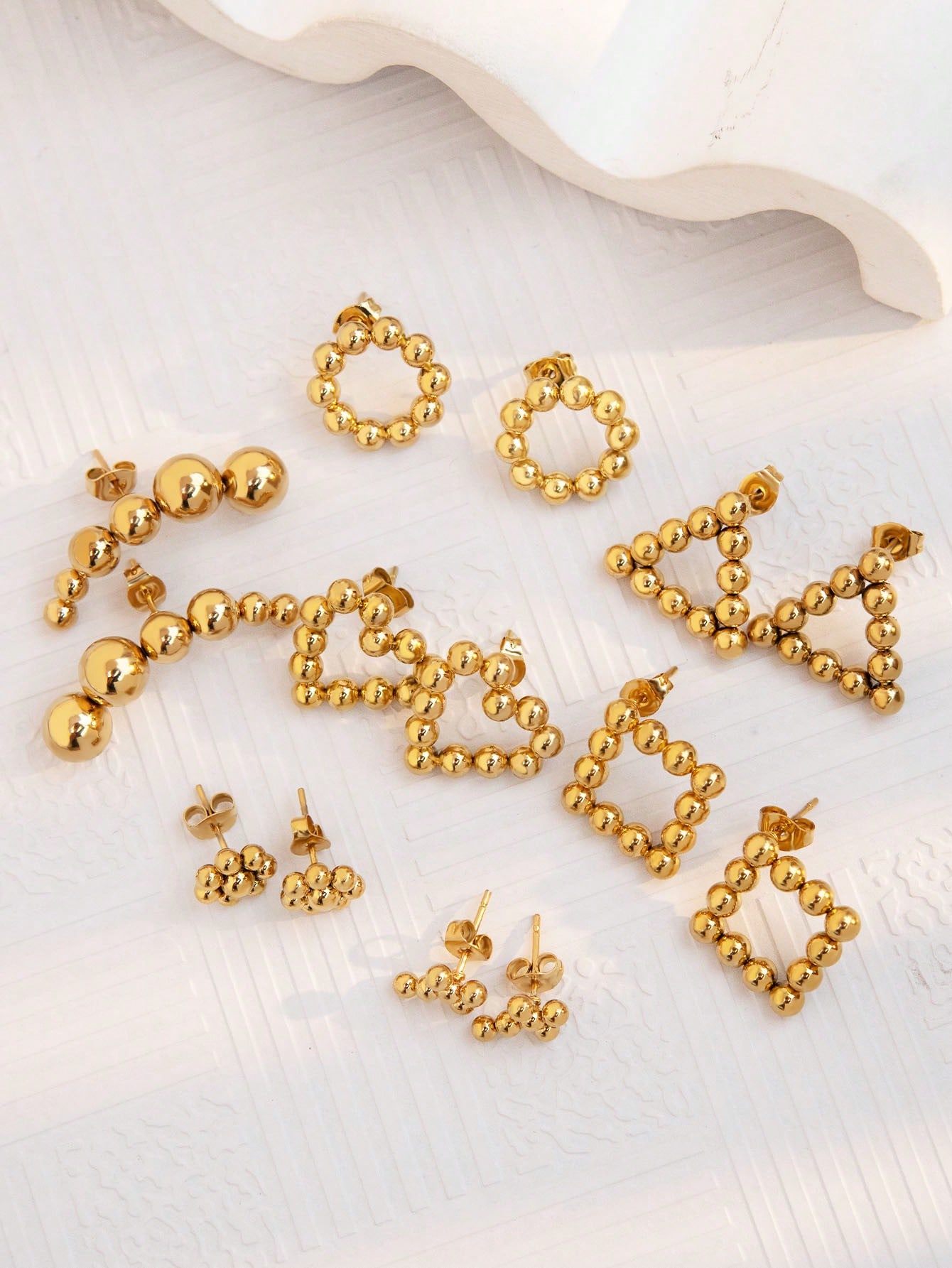1 Pair Cute Simple Style Geometric Heart Shape 304 Stainless Steel 18K Gold Plated Ear Studs display picture 1