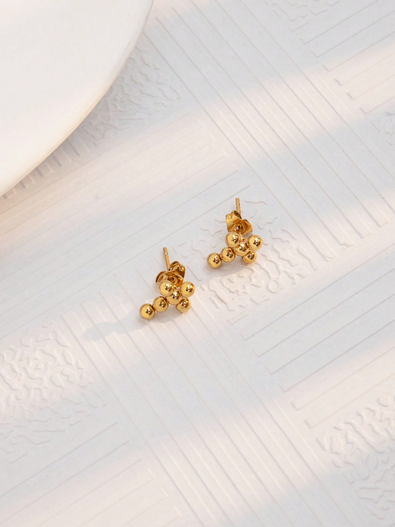 1 Pair Cute Simple Style Geometric Heart Shape 304 Stainless Steel 18K Gold Plated Ear Studs display picture 3
