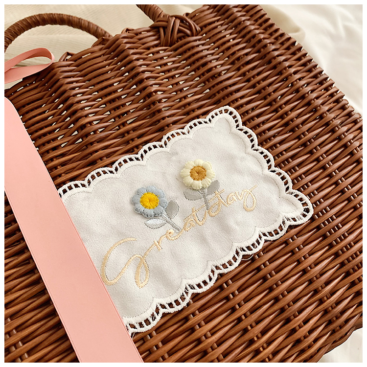 Women's Straw Letter Flower Vacation Open Straw Bag display picture 7