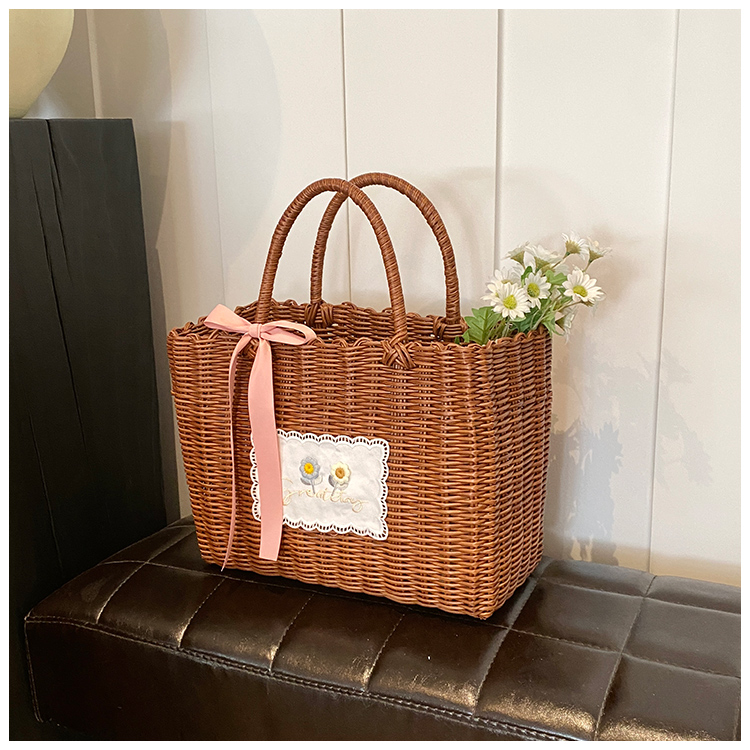 Women's Straw Letter Flower Vacation Open Straw Bag display picture 26