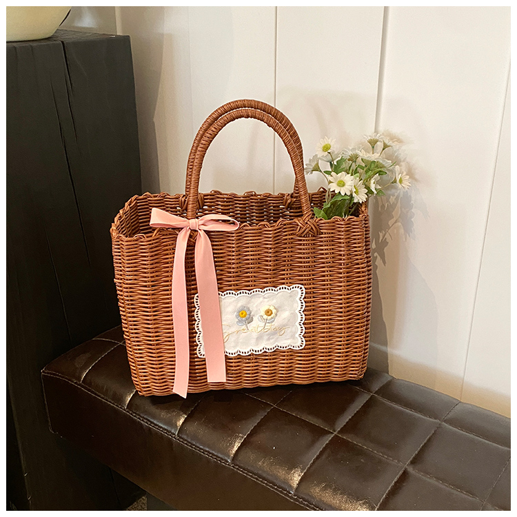 Women's Straw Letter Flower Vacation Open Straw Bag display picture 19