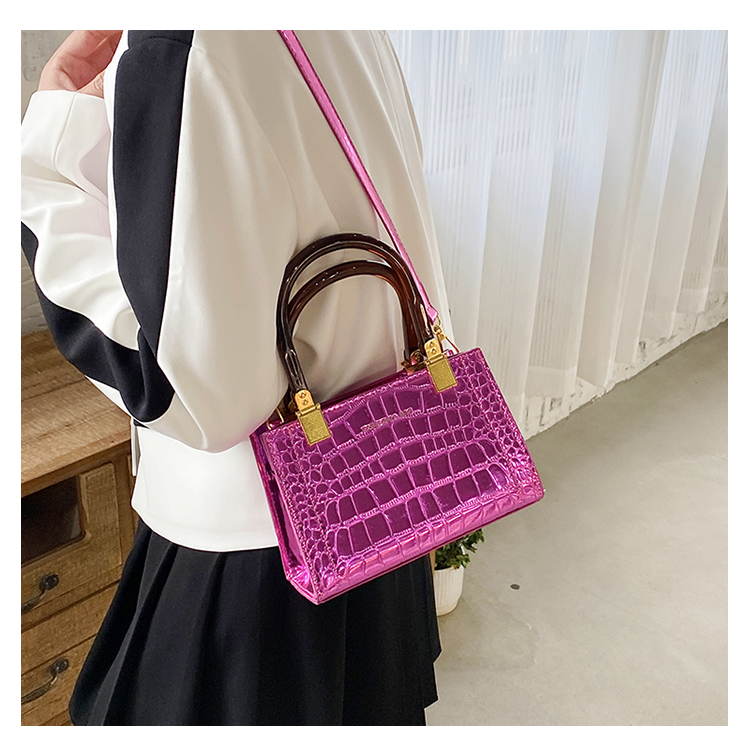 Women's Pu Leather Solid Color Classic Style Sewing Thread Zipper Handbag display picture 7