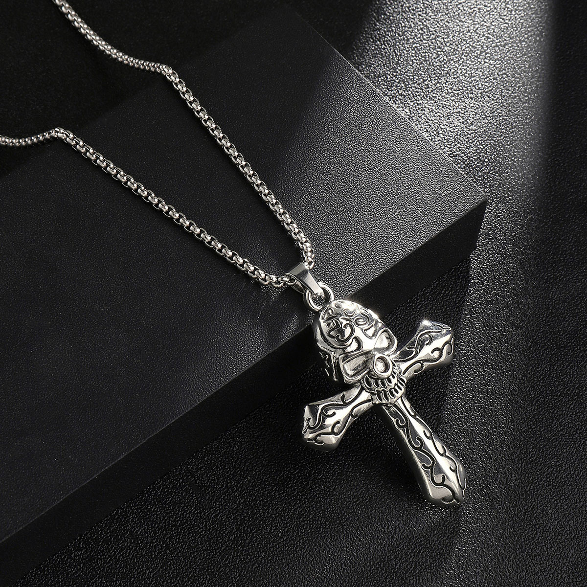 Hip-Hop Skull Cross 201 Stainless Steel Zinc Alloy Polishing Men's Necklace display picture 4