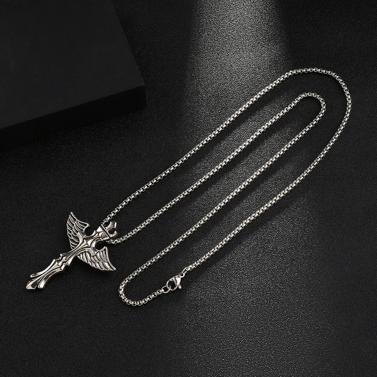 Simple Style Cross Clown Retro Angel Zinc Alloy 201 Stainless Steel Polishing Plating Men's Necklace display picture 19