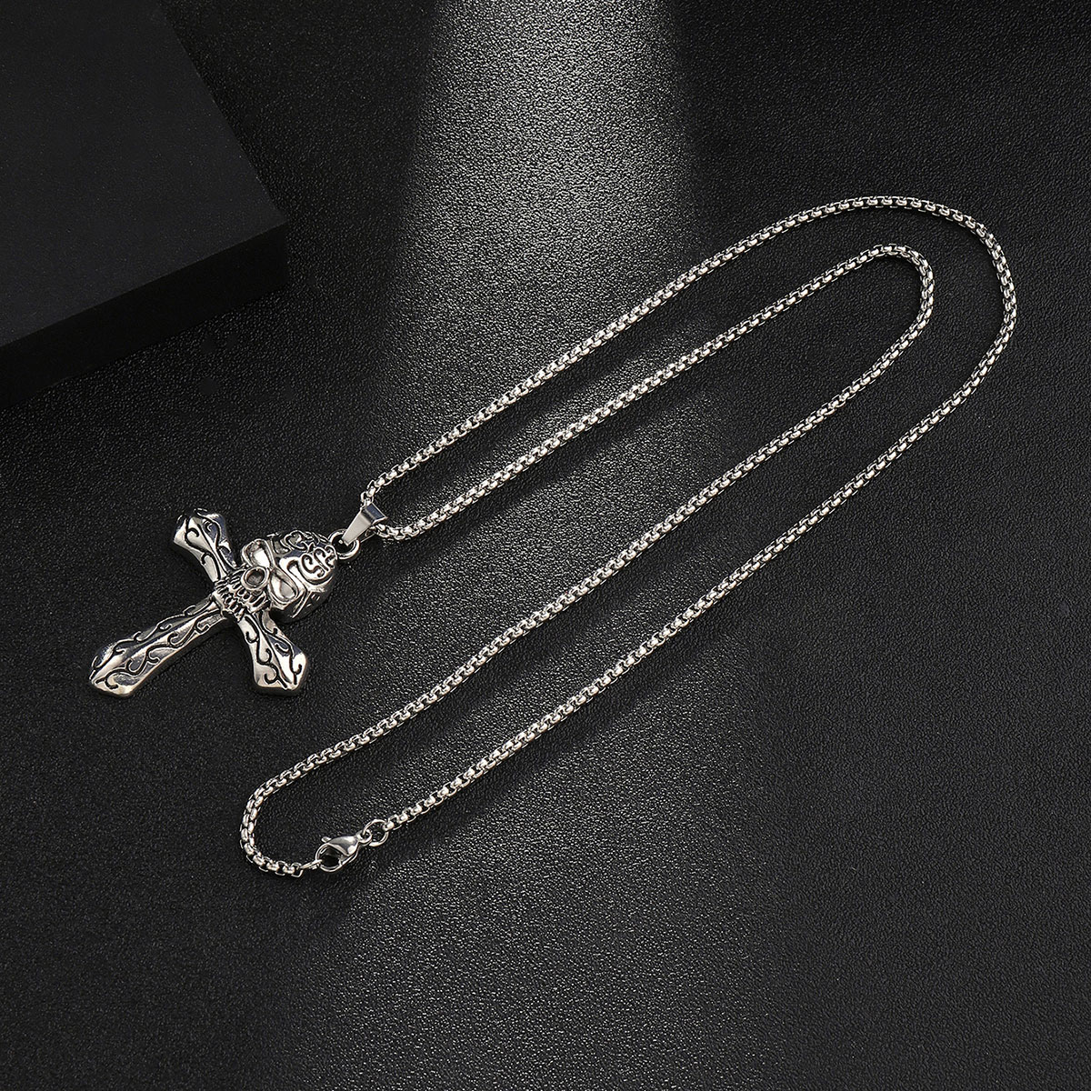 Hip-Hop Skull Cross 201 Stainless Steel Zinc Alloy Polishing Men's Necklace display picture 5