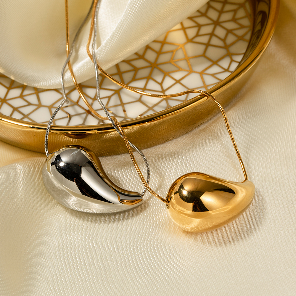 Edelstahl 304 18 Karat Vergoldet Einfacher Stil Klassischer Stil Überzug Wassertropfen Halskette Mit Anhänger display picture 7