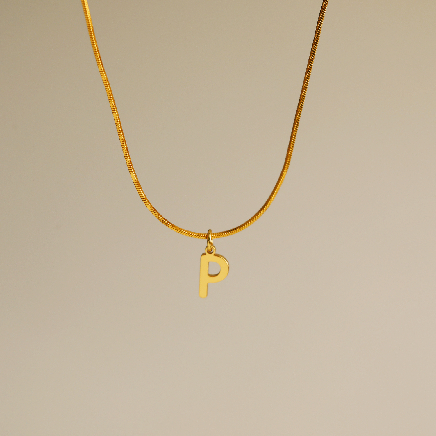 Wholesale Simple Style Commute Letter Copper 18K Gold Plated Pendant Necklace display picture 12