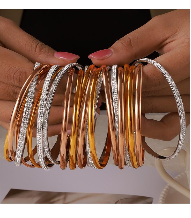 Titanium Steel 18K Gold Plated Simple Style Classic Style Plating Inlay Solid Color Rhinestones Bangle display picture 4