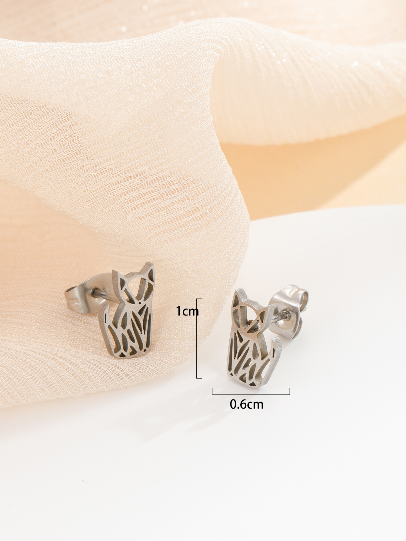 1 Pair Sweet Simple Style Animal Polishing 304 Stainless Steel 18K Gold Plated Ear Studs display picture 14