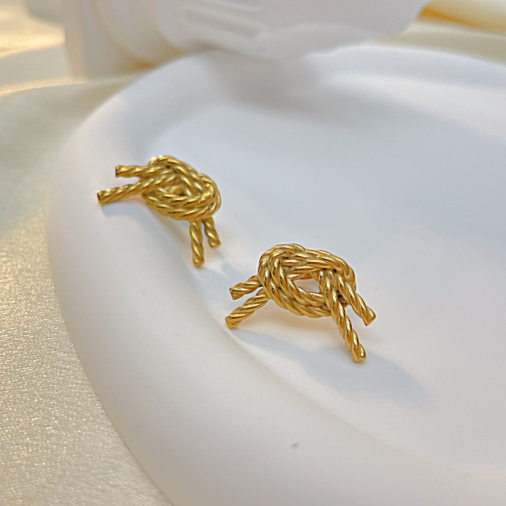 1 Pair Simple Style Knot 304 Stainless Steel 18K Gold Plated Ear Studs display picture 9