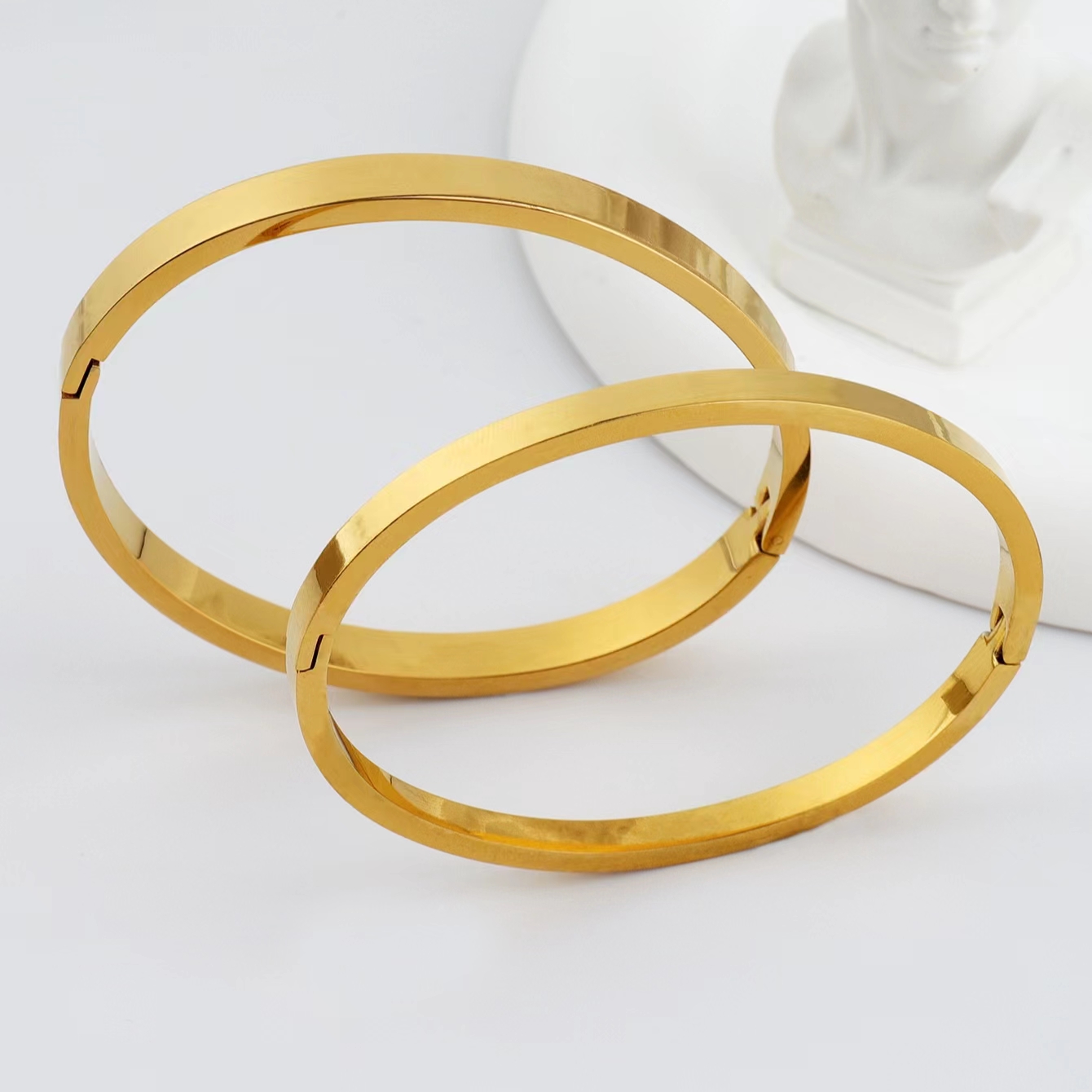Simple Style Solid Color 304 Stainless Steel 18K Gold Plated Bangle In Bulk display picture 8