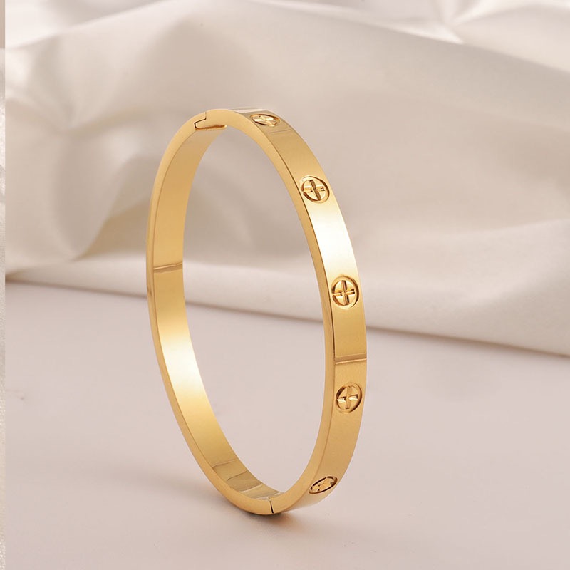Elegant Solid Color 304 Stainless Steel 18K Gold Plated Bangle In Bulk display picture 2