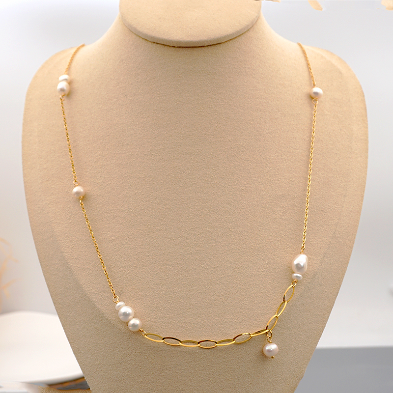 304 Stainless Steel Freshwater Pearl Titanium Steel Gold Plated Casual Vintage Style Simple Style Handmade Geometric Sweater Chain display picture 3