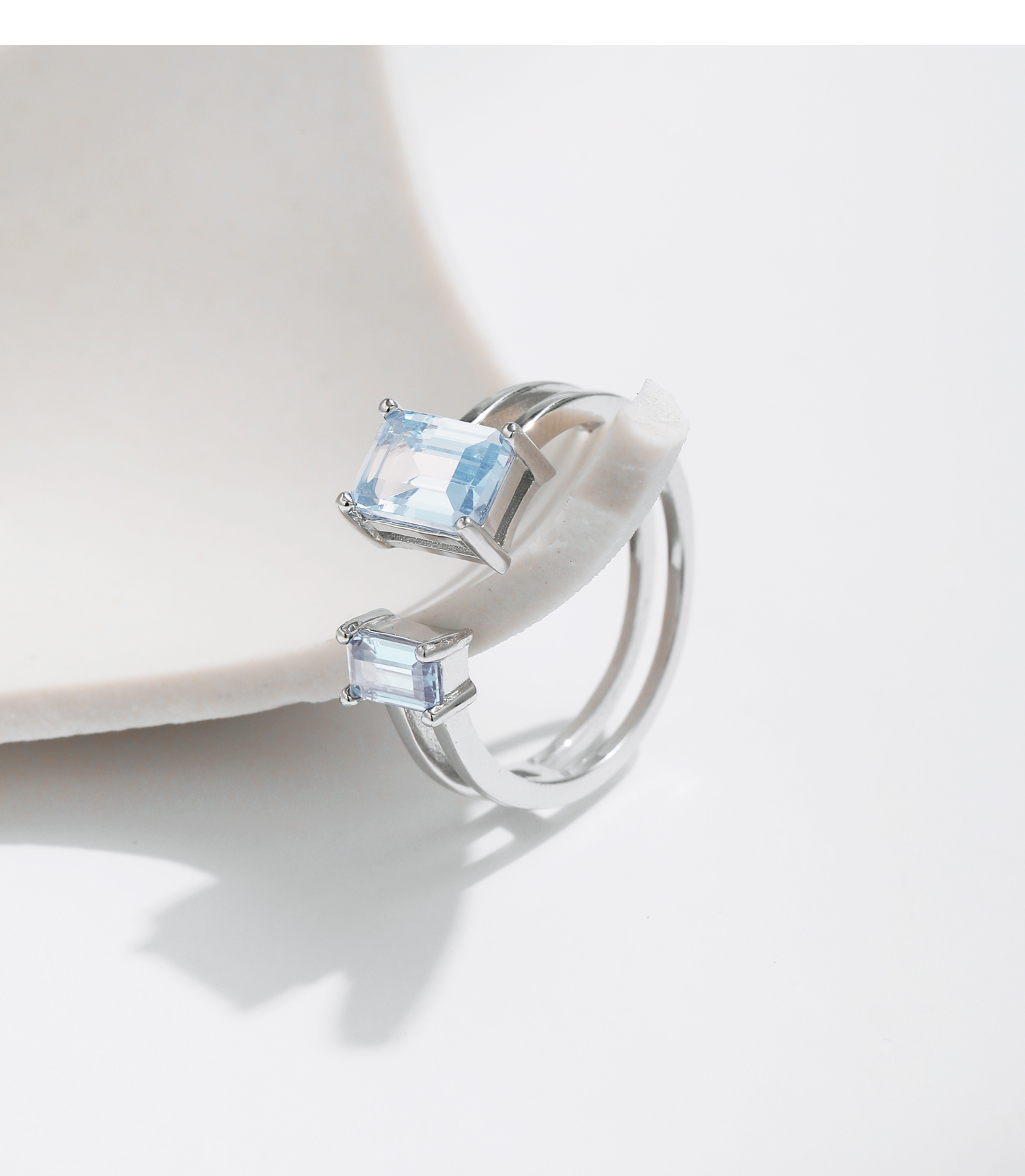 Sterling Silber Überzogen Mit Rhodium Elegant Einfacher Stil Pendeln Inlay Rechteck Zirkon Offener Ring display picture 8