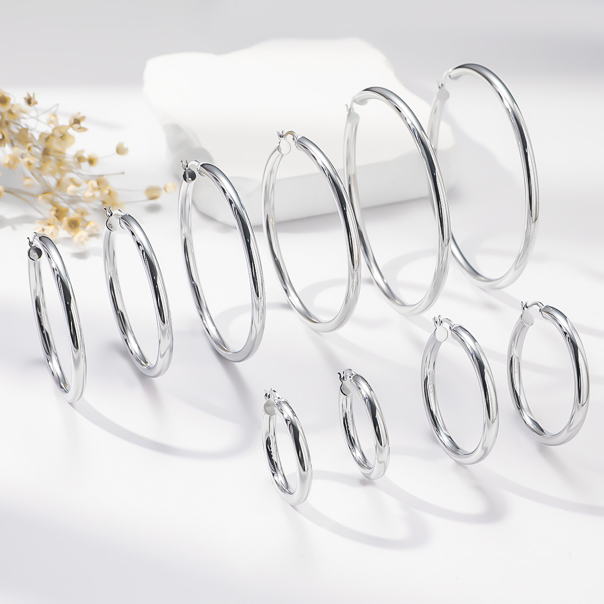 1 Paar Einfacher Stil Pendeln Runden Überzug Kupfer Ohrringe display picture 4