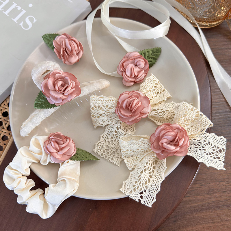 Women's Elegant Romantic Bow Knot Cloth Flowers Hair Clip display picture 3