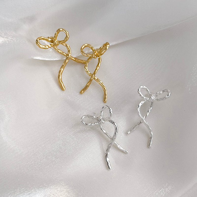1 Pair Elegant Vacation Bow Knot Plating Alloy Gold Plated Silver Plated Ear Studs display picture 3