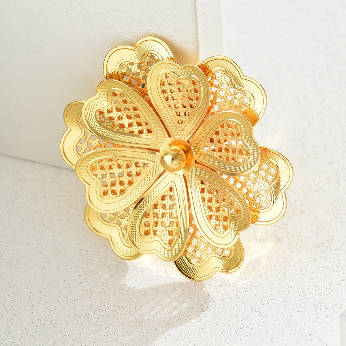 Simple Style Classic Style Flower Alloy Plating Women's Brooches 1 Piece display picture 5
