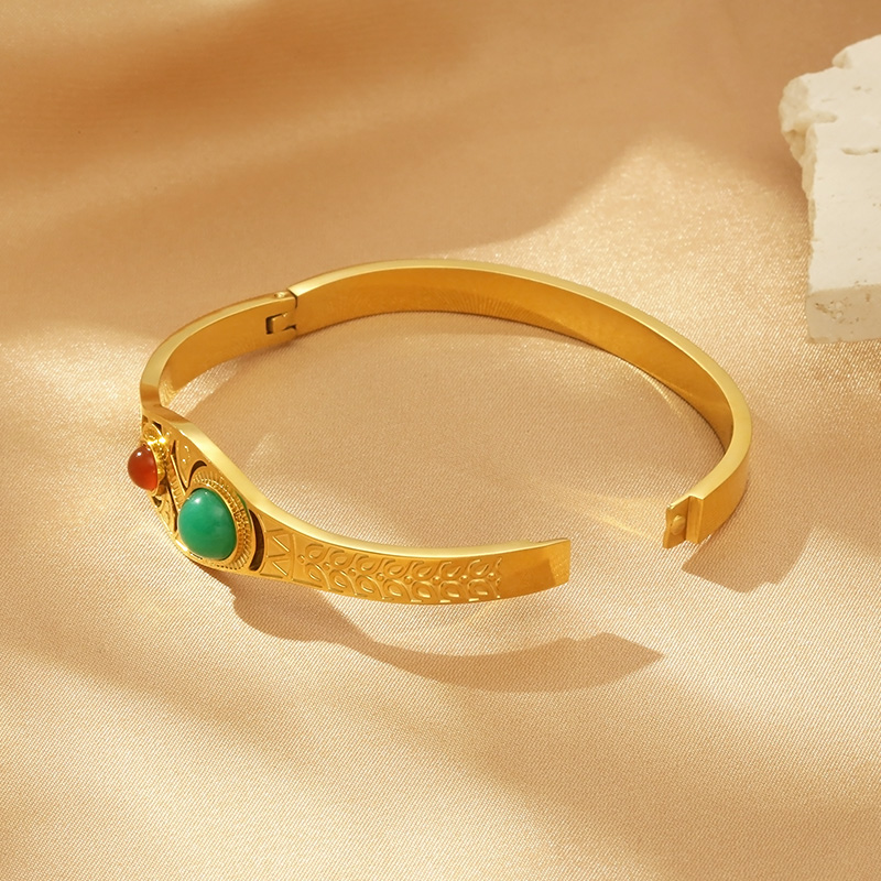Vintage Style Solid Color 304 Stainless Steel 18K Gold Plated Opal Bangle In Bulk display picture 10