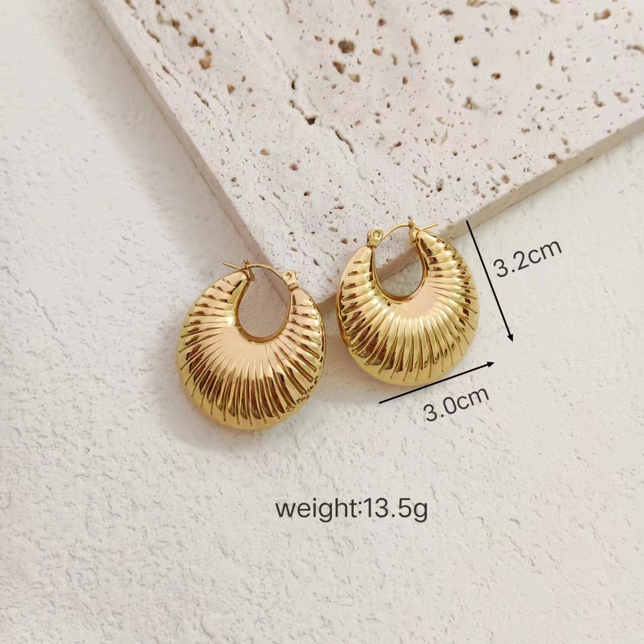 1 Paire Style Vintage Forme En U Placage Acier Inoxydable 304 Aucun Plaqué Or 18K Boucles D'Oreilles display picture 5