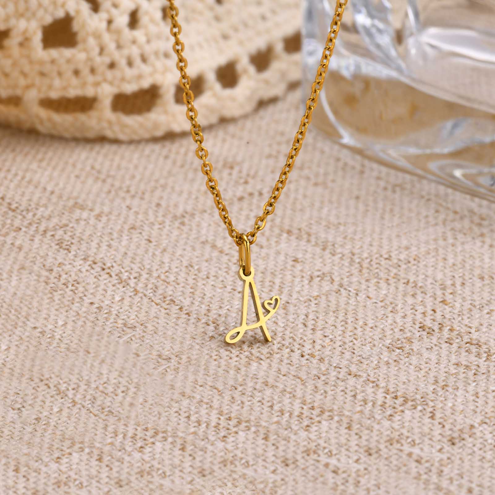 201 Stainless Steel Simple Style Classic Style Solid Color Pendant Necklace display picture 6