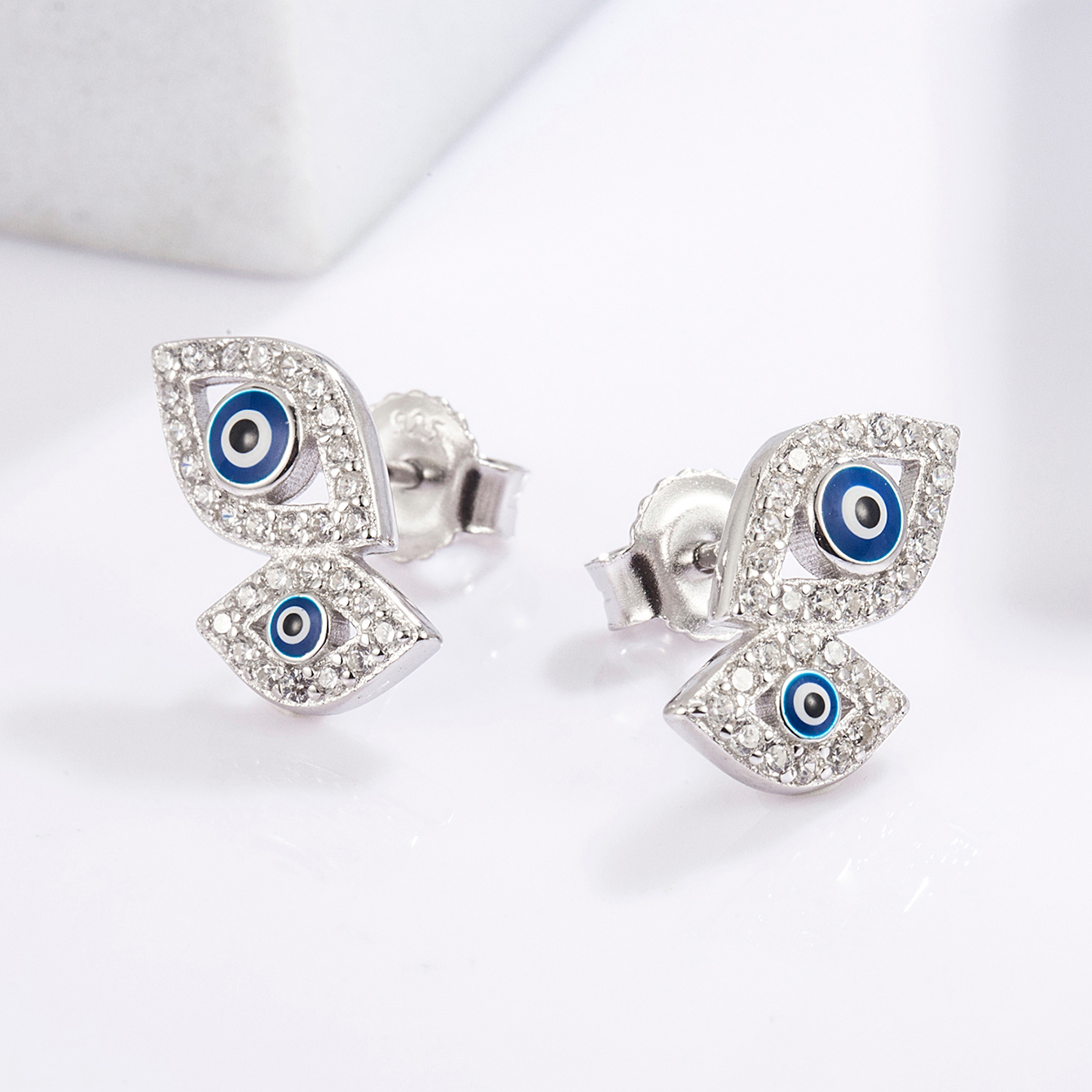 1 Piece Classical Funny Eye Octopus Plating Inlay Sterling Silver Zircon White Gold Plated Ear Studs display picture 3