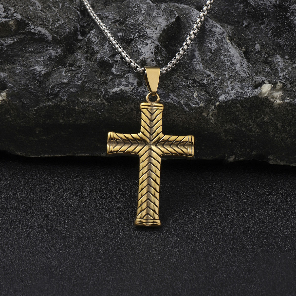 Hip-Hop Cross 201 Stainless Steel Polishing Men's Pendant Necklace display picture 4