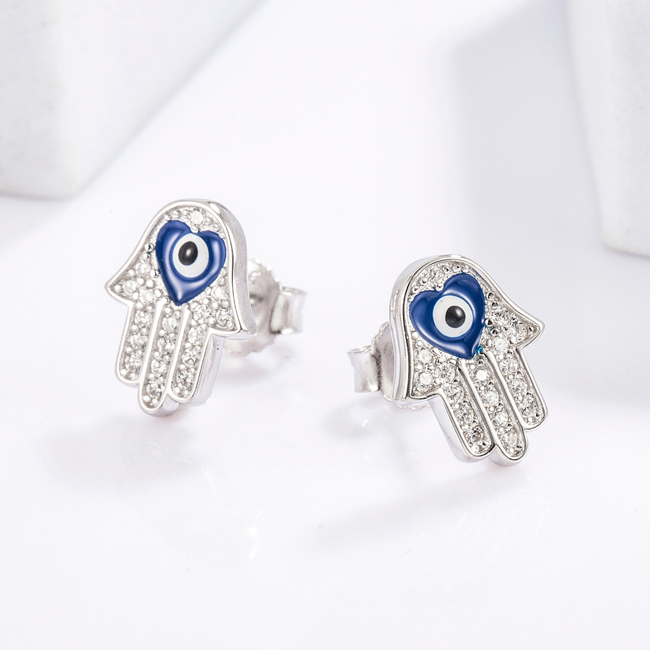 1 Piece Classical Funny Eye Octopus Plating Inlay Sterling Silver Zircon White Gold Plated Ear Studs display picture 2