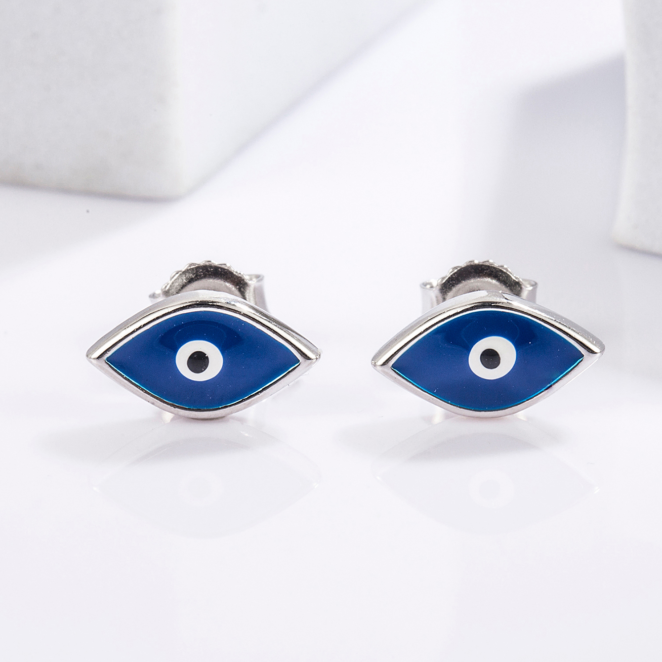 1 Piece Classical Funny Eye Octopus Plating Inlay Sterling Silver Zircon White Gold Plated Ear Studs display picture 6