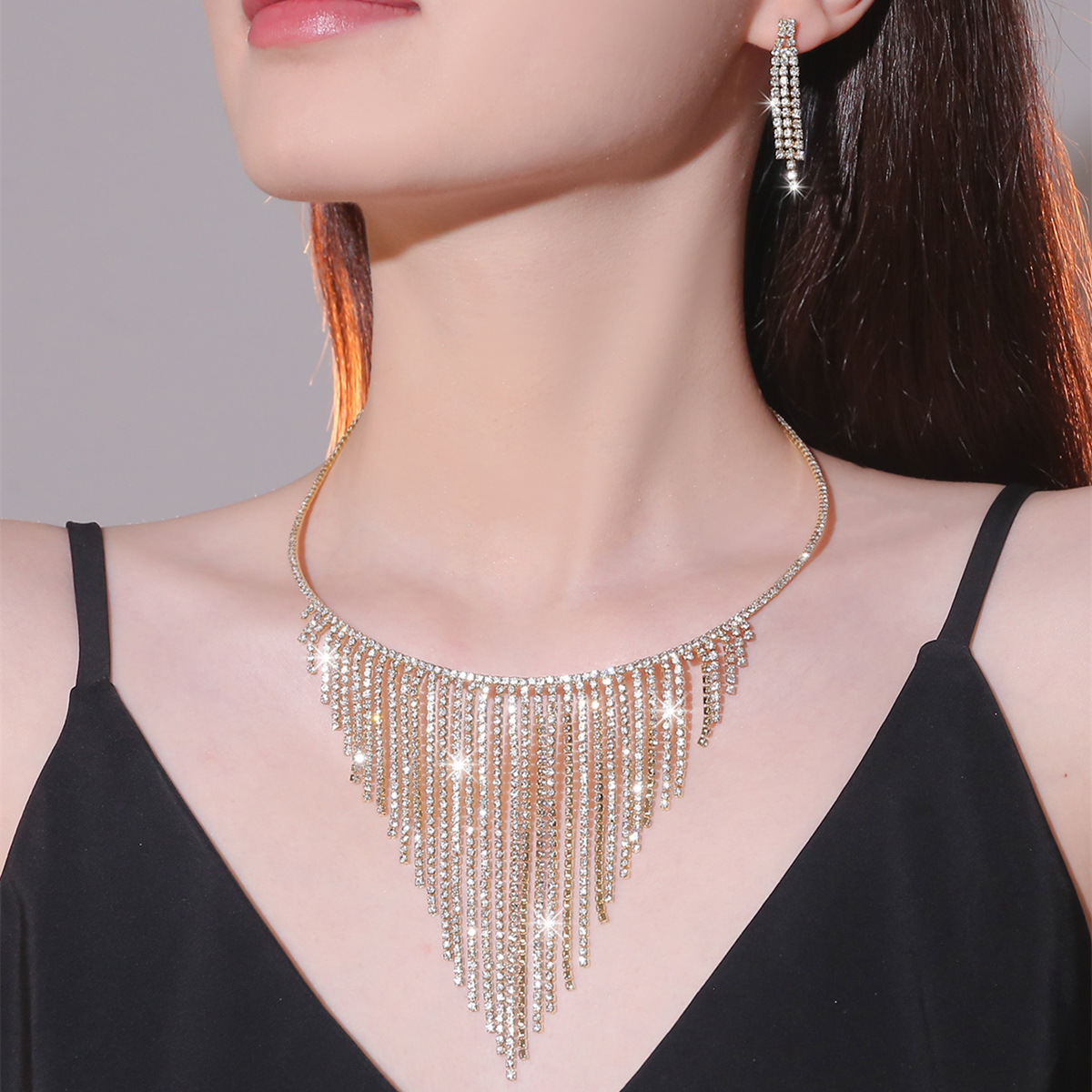 Simple Style Classic Style Solid Color Rhinestone Inlay Rhinestones Women's Jewelry Set display picture 5