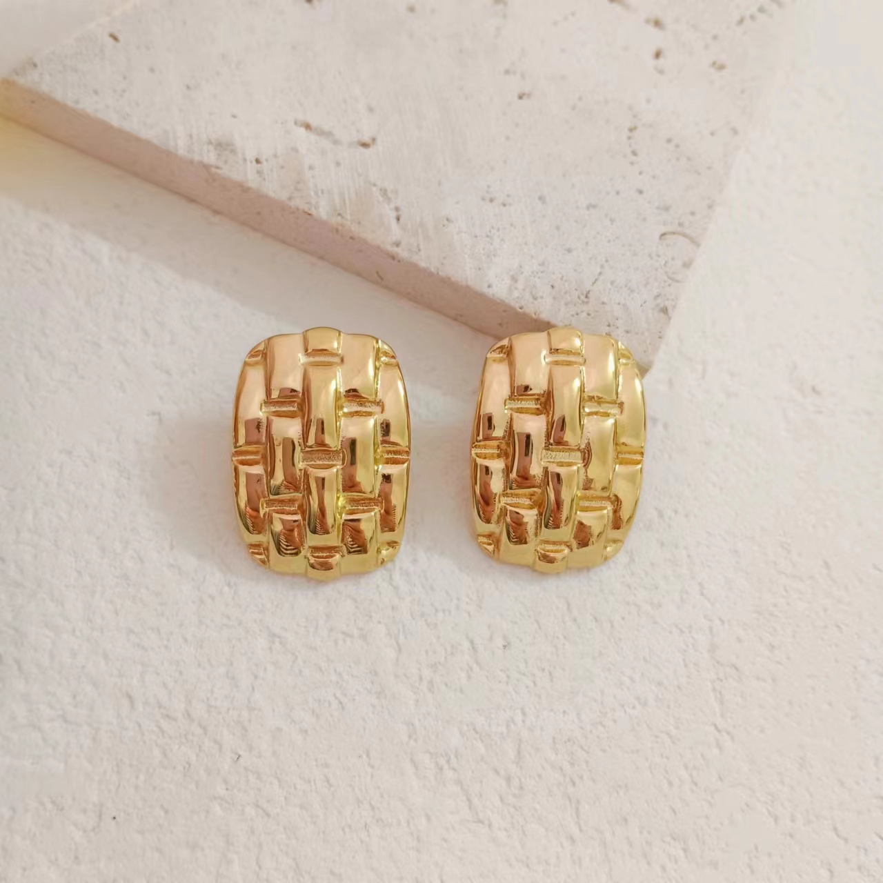 1 Paire Style Simple Rectangle Placage Acier Inoxydable 304 Plaqué Or 18K Boucles D'Oreilles display picture 1